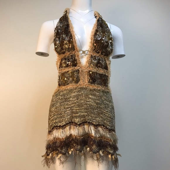 SUPER unique and sexy cutout mini halter dress - Picture 5 of 6